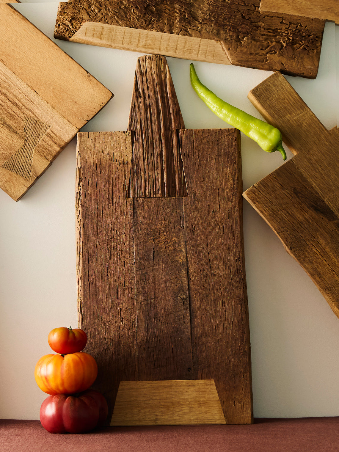 Art Brugi - Hand-Carved Oak Serving Board - Brown - ABASK