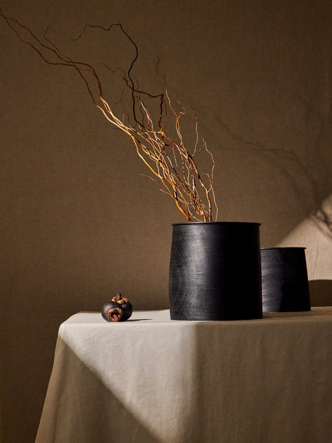 Felix Votteler - Wood Squared Vase - Black - ABASK