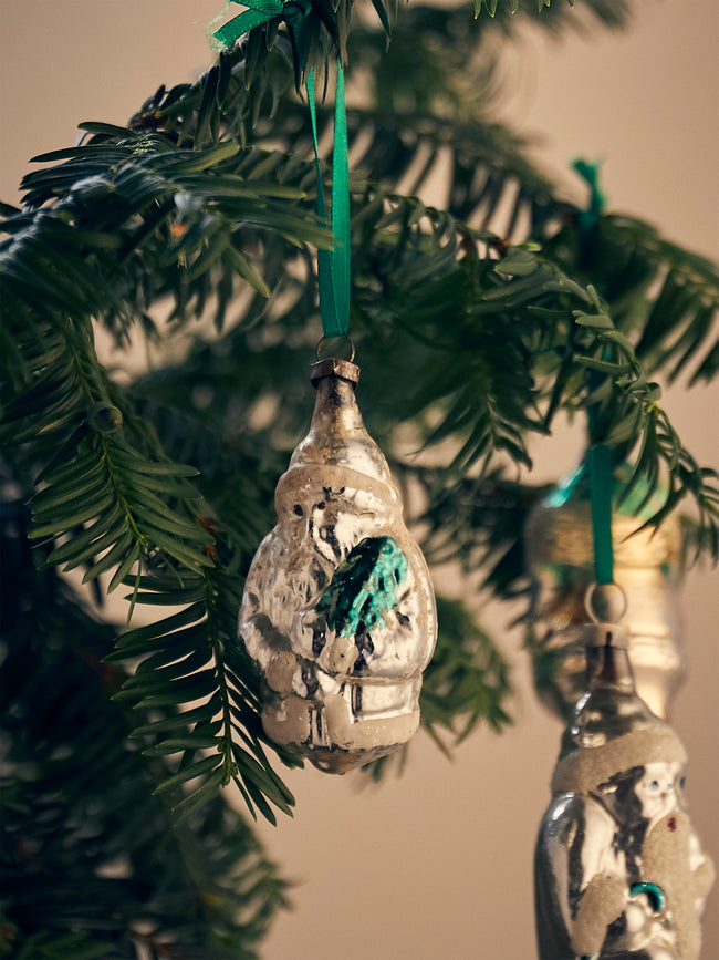 Antique and Vintage - Early-20th-Century Father Christmas Glass Baubles (Set of 8) - Silver - ABASK