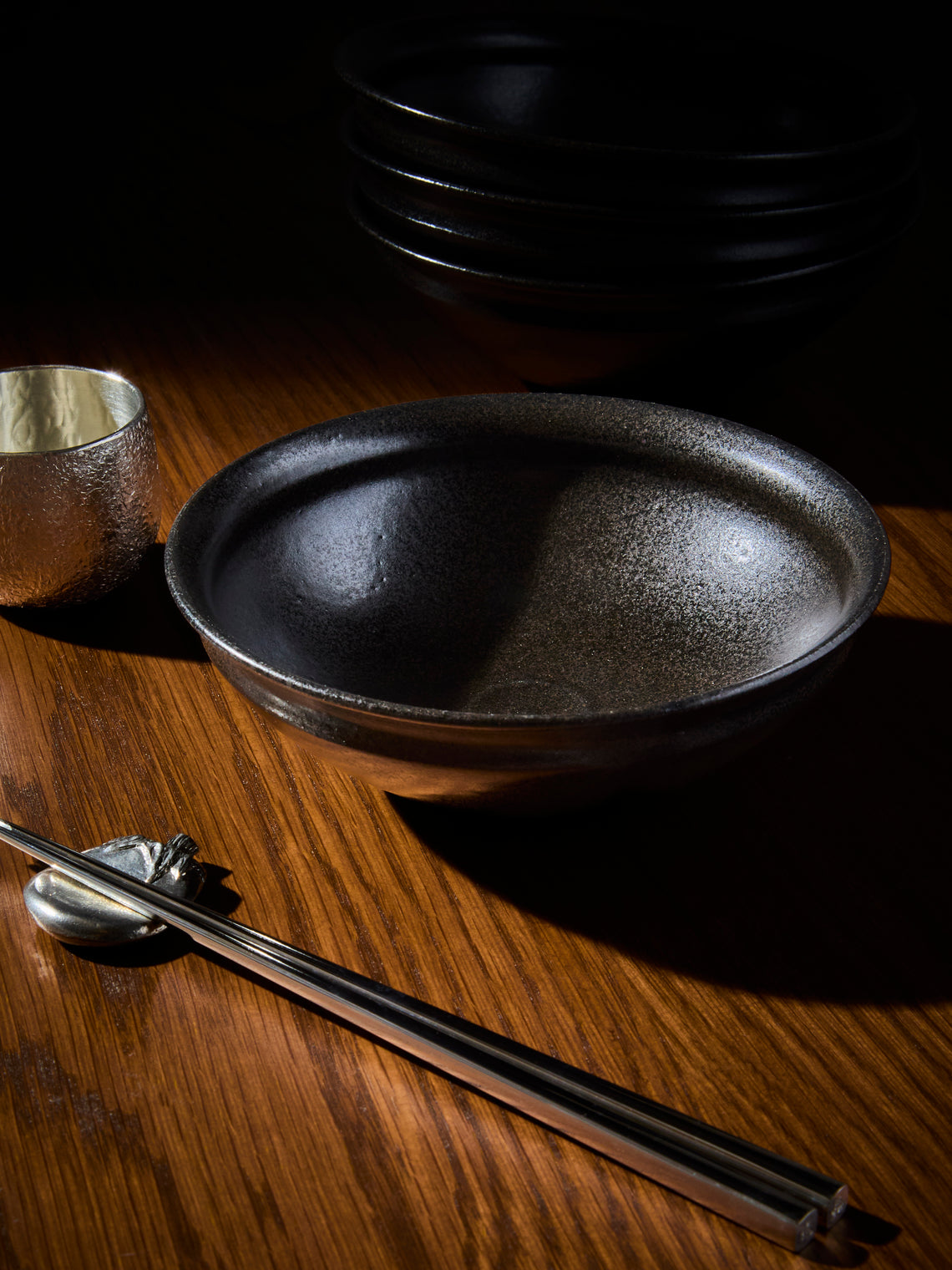 Fuminari Araga - Kohiki Slipware Shallow Bowls – 6in/15cm (Set of 4) - Black - ABASK