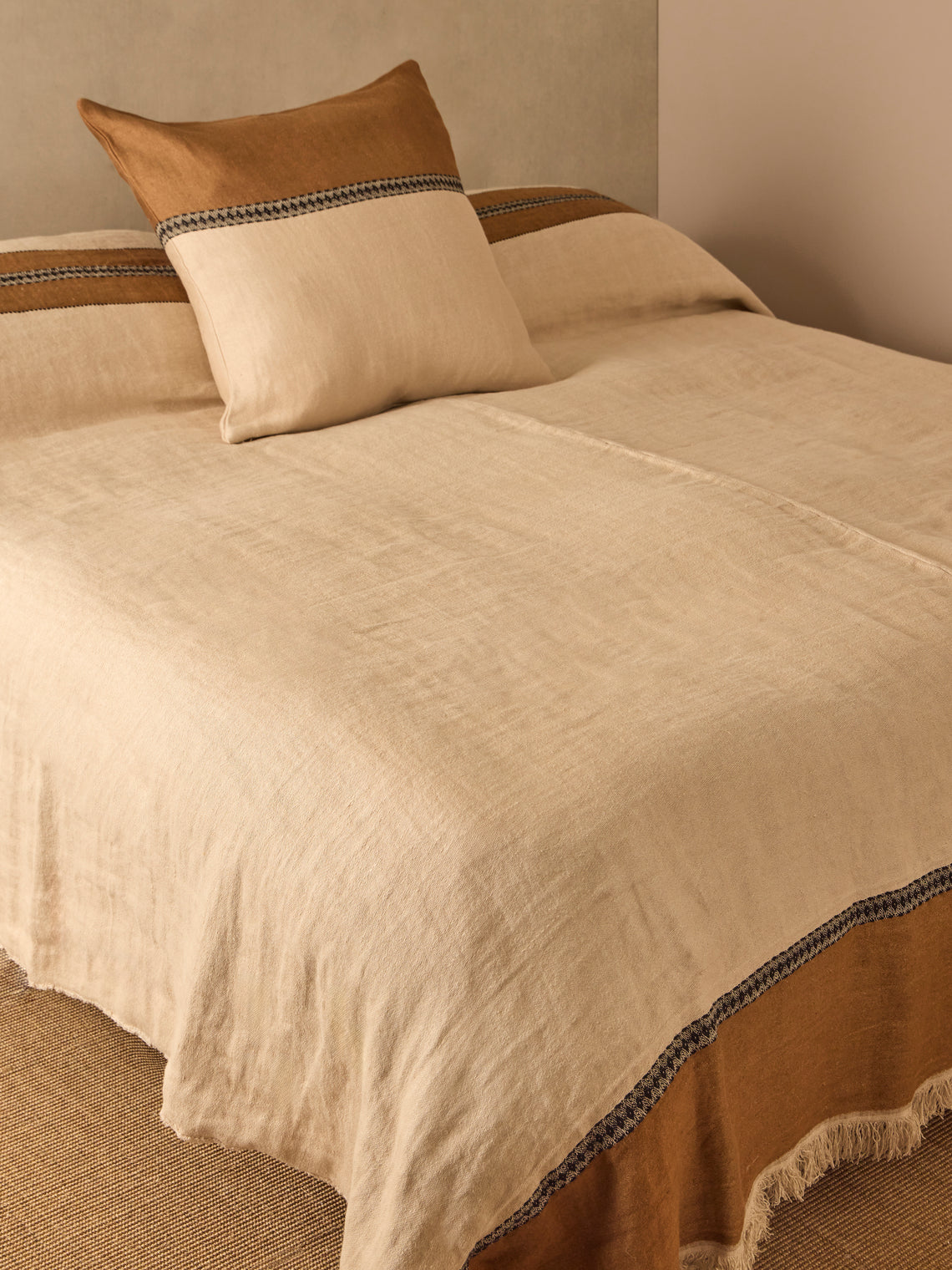 Libeco - Etienne Belgian Linen Coverlet - Beige - ABASK