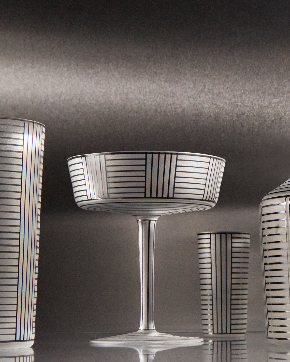 Lobmeyr - Series B Hand-Painted Crystal Champagne Coupe - Black - ABASK