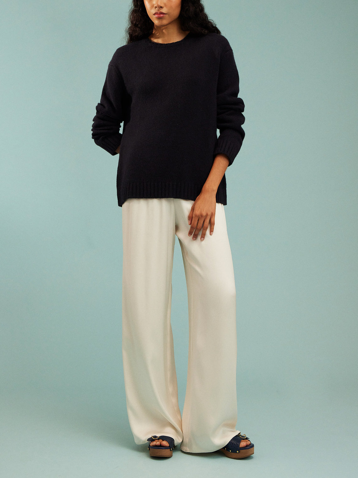 Dusan - Classic Cashmere Boyfriend Sweater | Size: S - Navy - ABASK