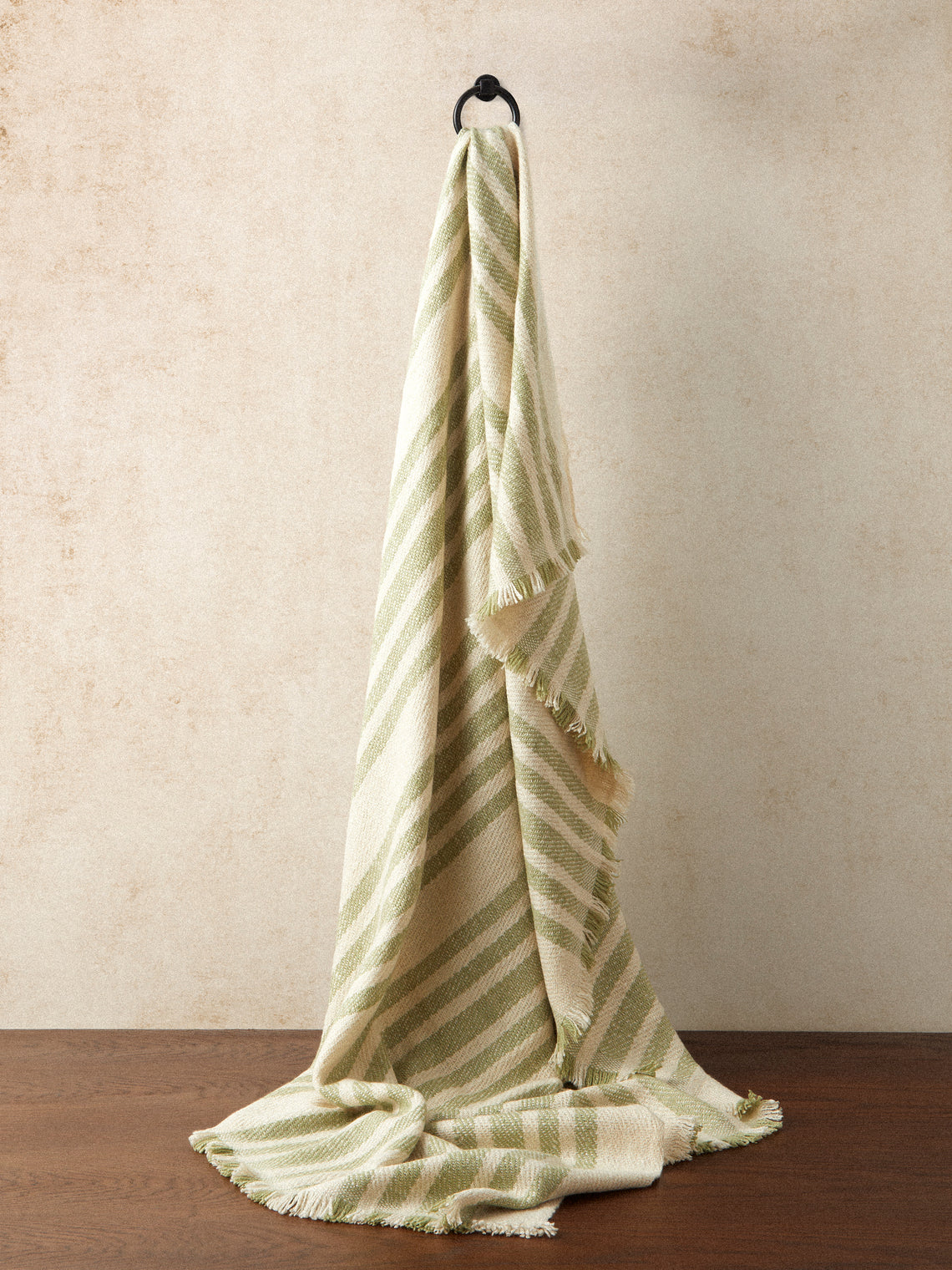 Me & K - Classic Stripes Cashmere Throw (67in/1.7m) - Cream - ABASK