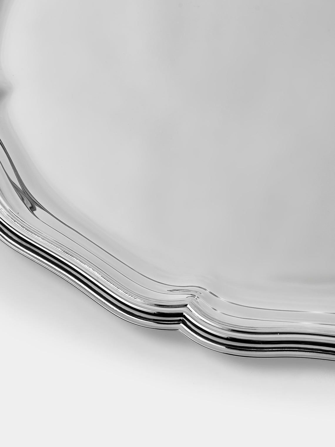 Greggio - 700 Silver-Plated Round Tray (12in/30cm) - Silver - ABASK