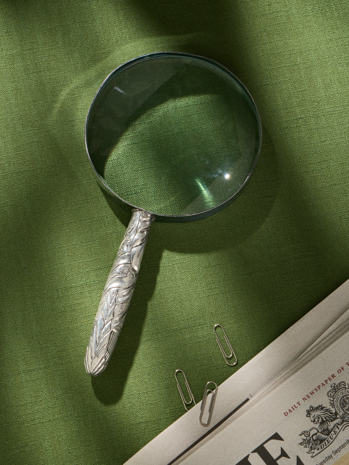 Antique and Vintage - 1897 Solid Silver Magnifying Glass - Silver - ABASK