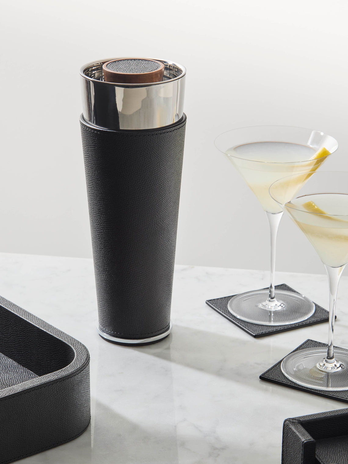 Giobagnara - Ocean Leather Cocktail Shaker - Black - ABASK
