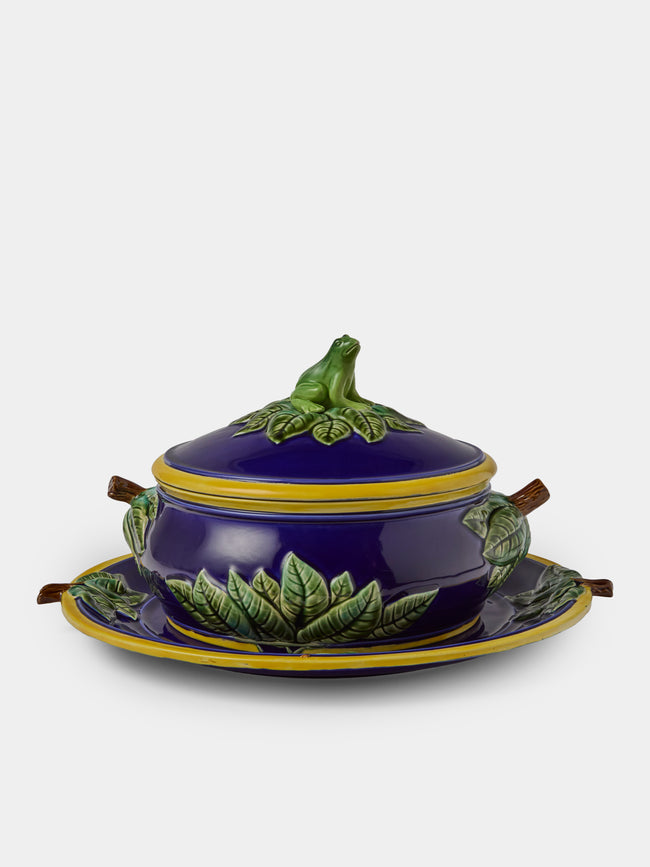 Verdolini - Frog Hand-Painted Majolica Ceramic Round Casserole Dish with Stand - Navy - ABASK - 