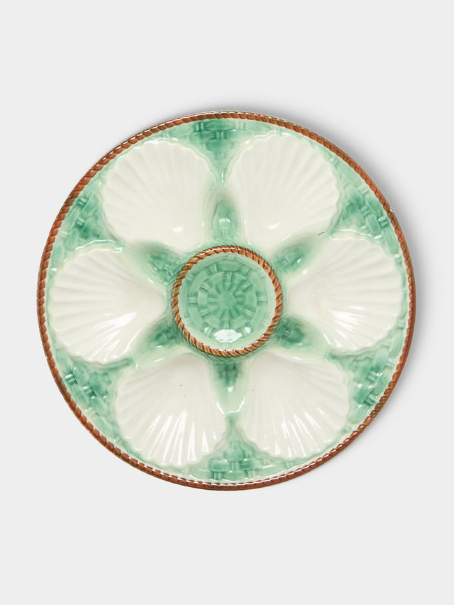 Antique and Vintage - 1950s Ceramic Oyster Plates – 9.5in/24cm (Set of 10) - Green - ABASK