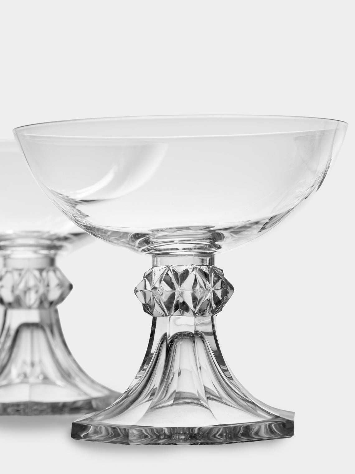 Antique and Vintage - Mid-Century Val Saint Lambert Yale Crystal Champagne Flutes (Set of 6) - Clear - ABASK