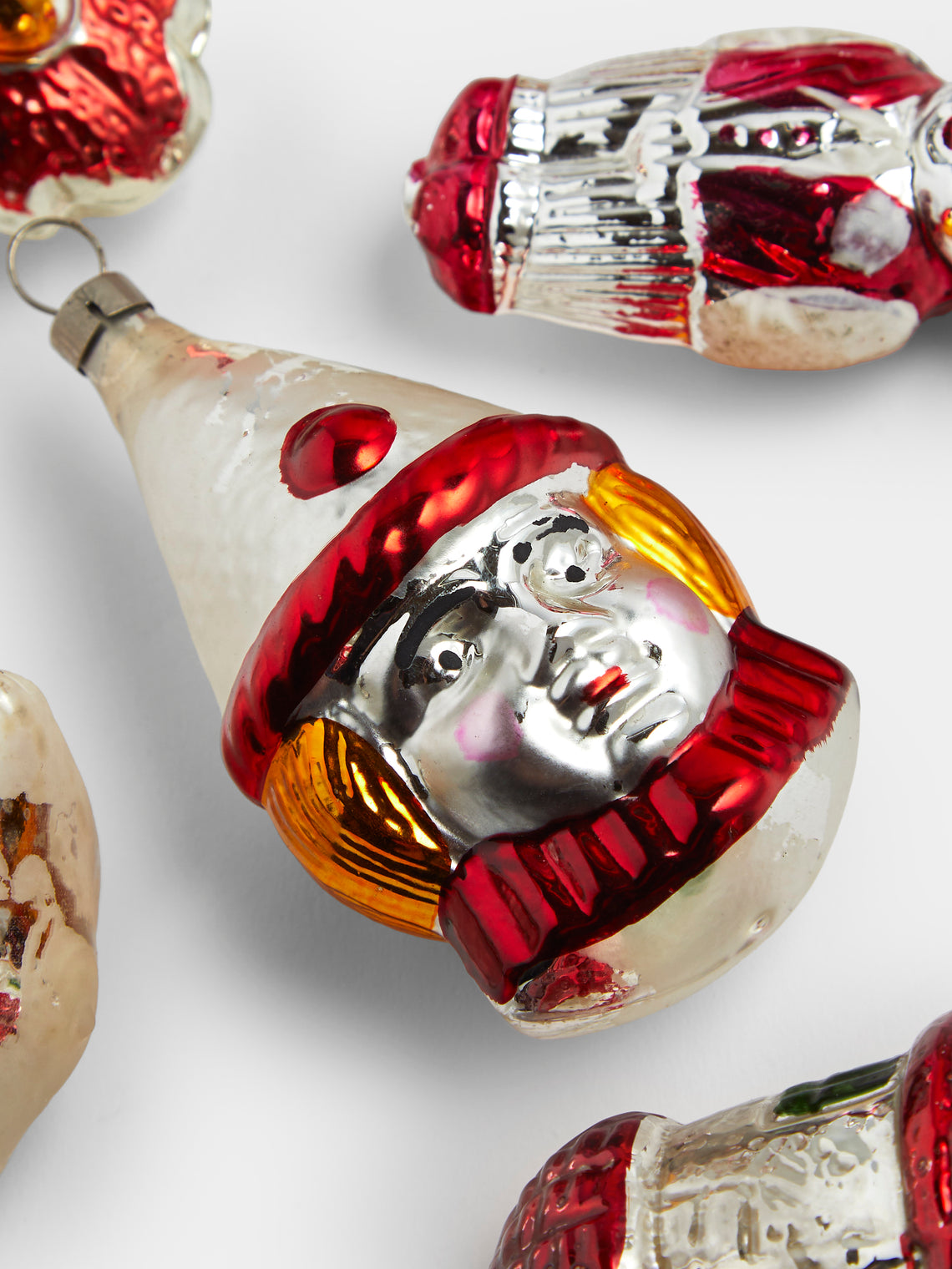 Antique and Vintage - Early-20th-Century Christmas Glass Baubles (Set of 12) - Red - ABASK