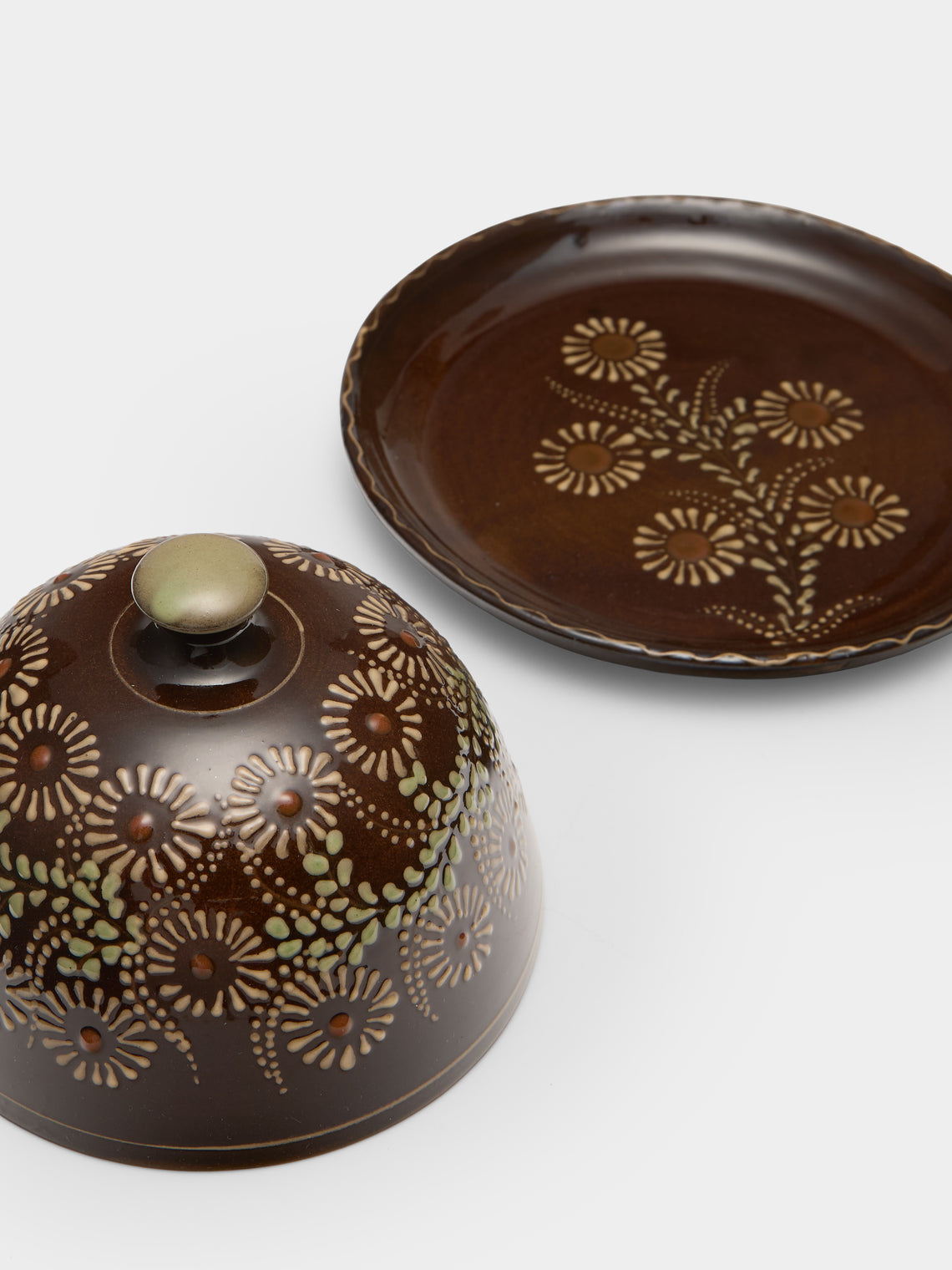 Poterie d’Évires - Flowers Hand-Painted Ceramic Large Lidded Butter Dish - Dark brown - ABASK