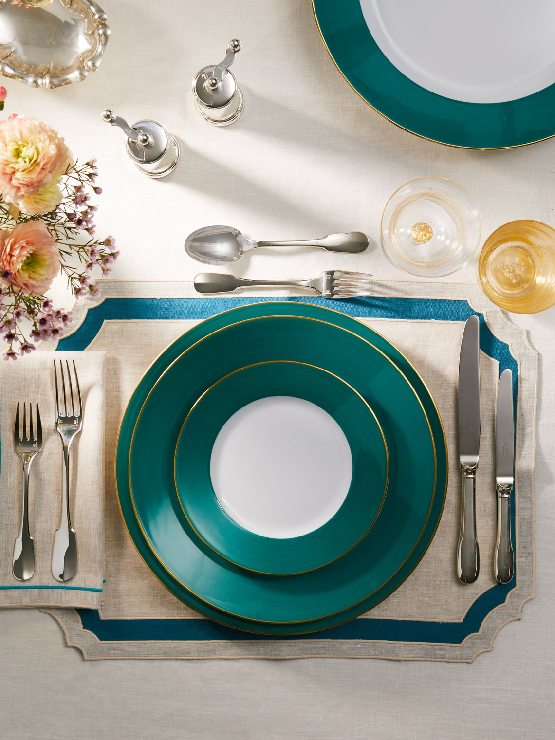 Robert Haviland & C. Parlon - Coco Hand-Painted Porcelain Collection - Green - ABASK