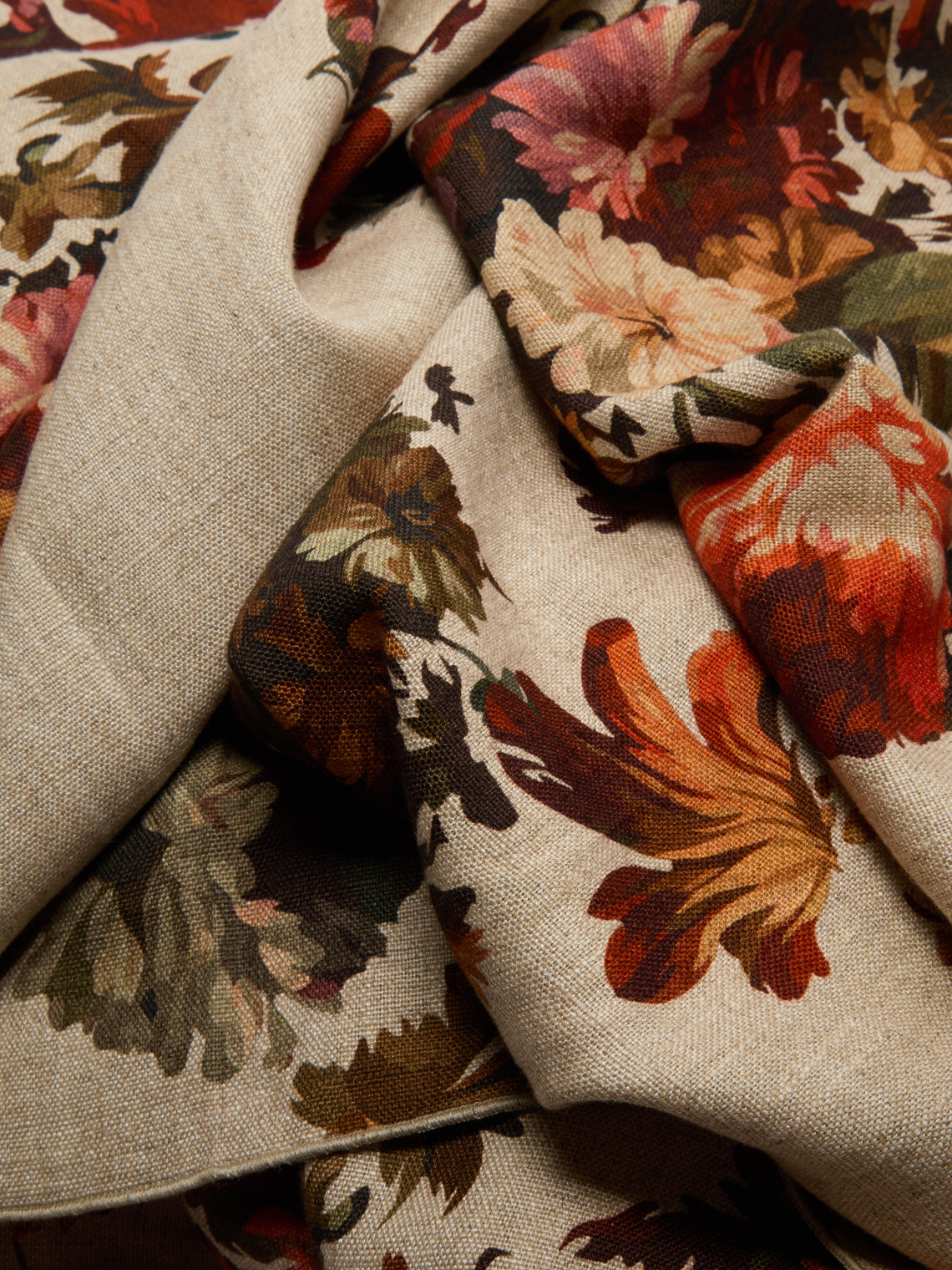 Borgo delle Tovaglie - Amalfi Embroidered Linen Round Tablecloth (86.5in/2.2m) - Natural - ABASK