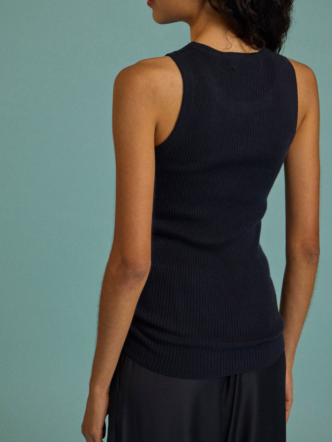 Arch4 - Manon Baby Goat Cashmere Tank Top | Size: S - Navy - ABASK