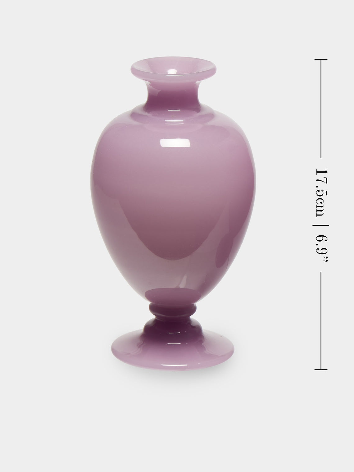 Antique and Vintage - 1900s Baccarat Crystal Vases – 7in/17.5cm (Set of 2) - Purple - ABASK