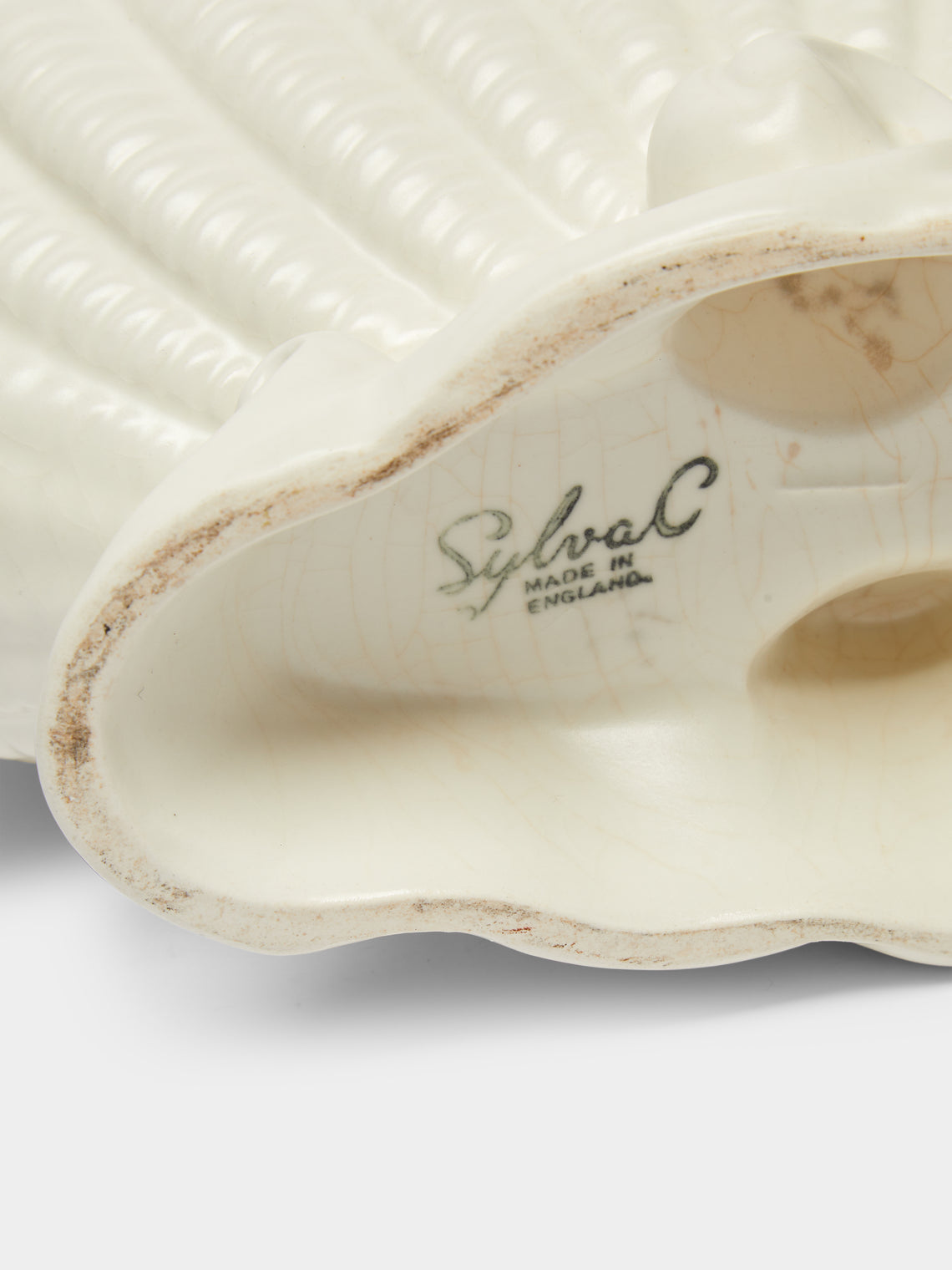 Antique and Vintage - 1930-1940 Ribbed Shell Mantle Vase -  - ABASK