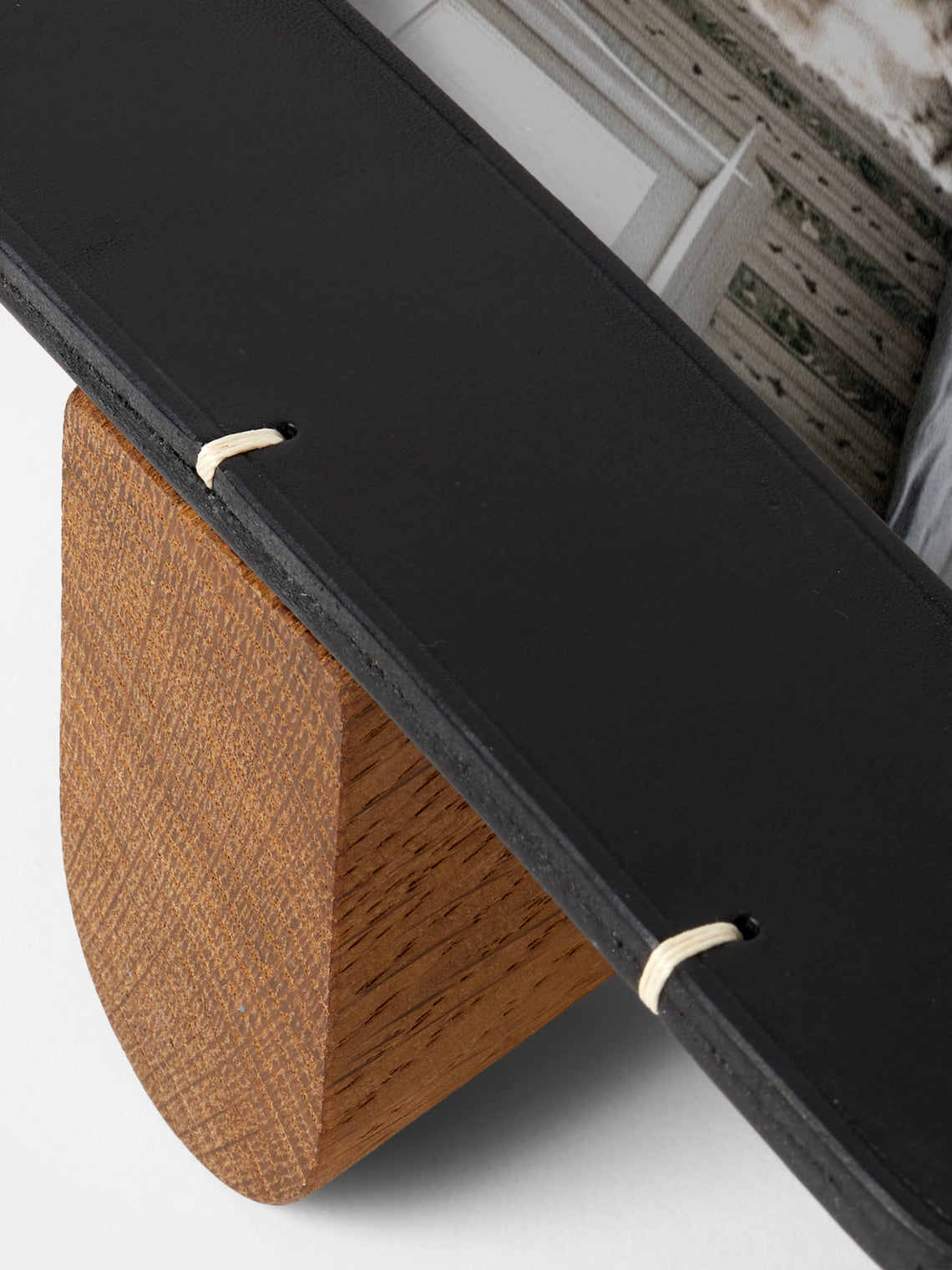 Otzi Studio - Billet Leather & Wood Photo Frame (7x5 inch Photo) - Black - ABASK