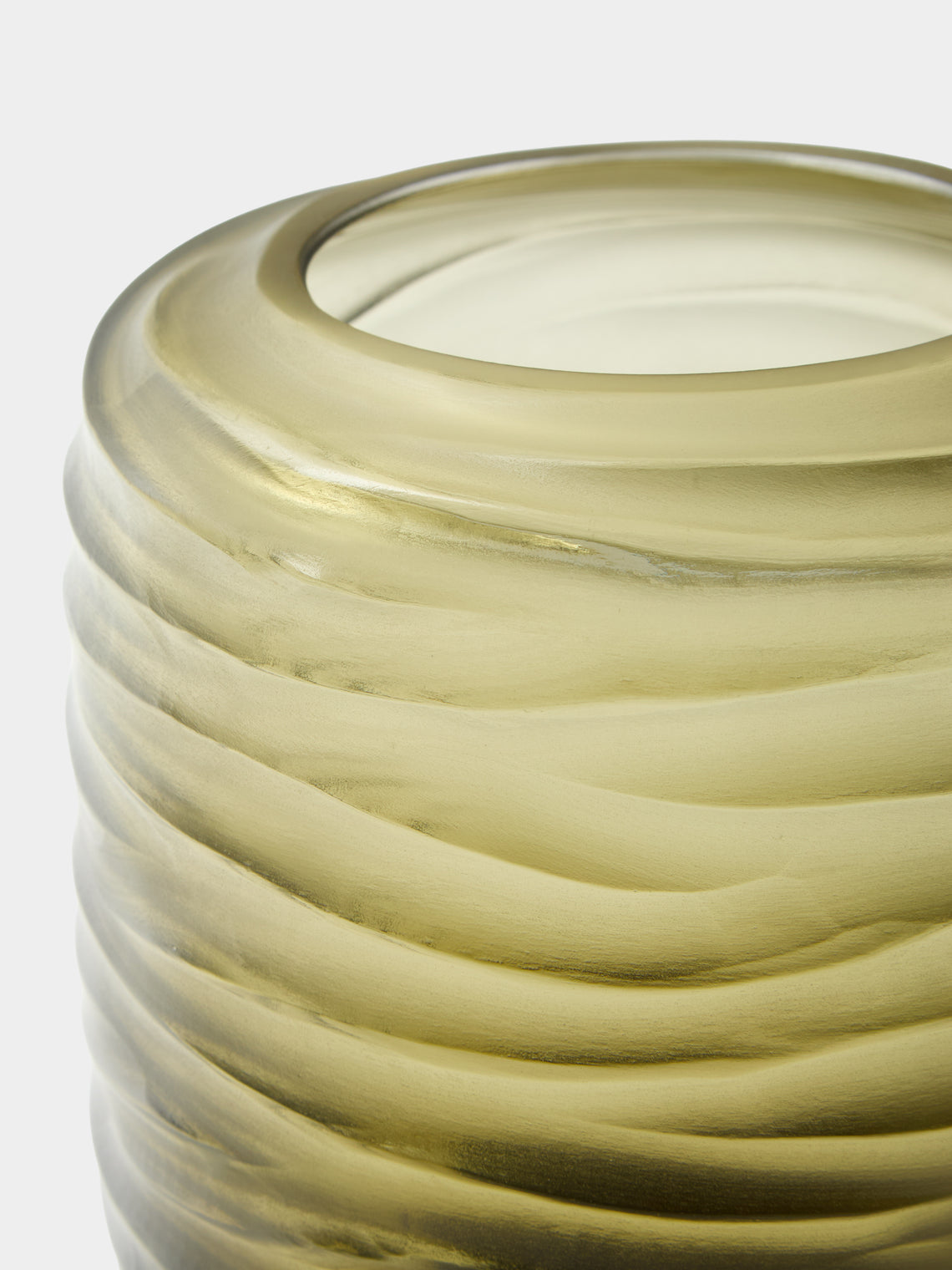 Micheluzzi Glass - Rullo Laguna Onde Hand-Blown Murano Glass Vase (6in/16cm) - Green - ABASK