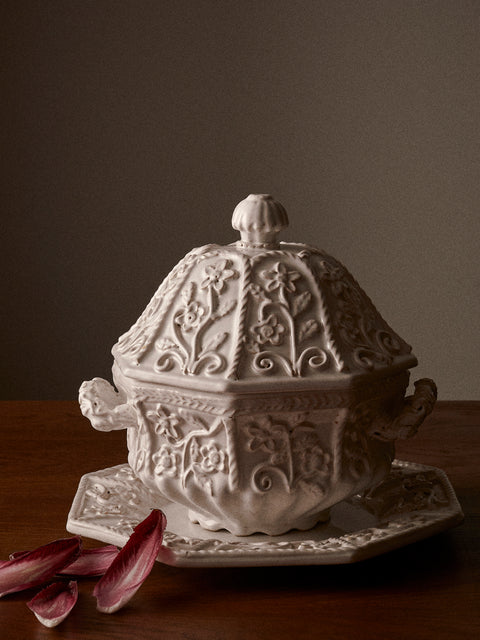 Antique and Vintage - 1920s Émile Tessier Ceramic Soup Tureen with Platter - White - ABASK