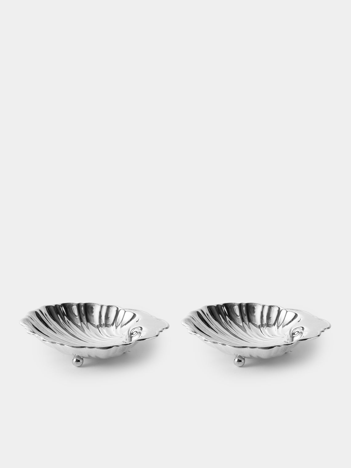 Antique and Vintage - Mid-Century Silver-Plated Shell Dishes (Set of 2) - Silver - ABASK