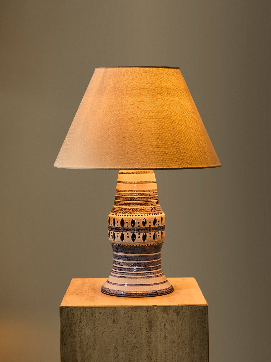 Antique and Vintage - 1950s Georges Pelletier Ceramic Table Lamp - White - ABASK