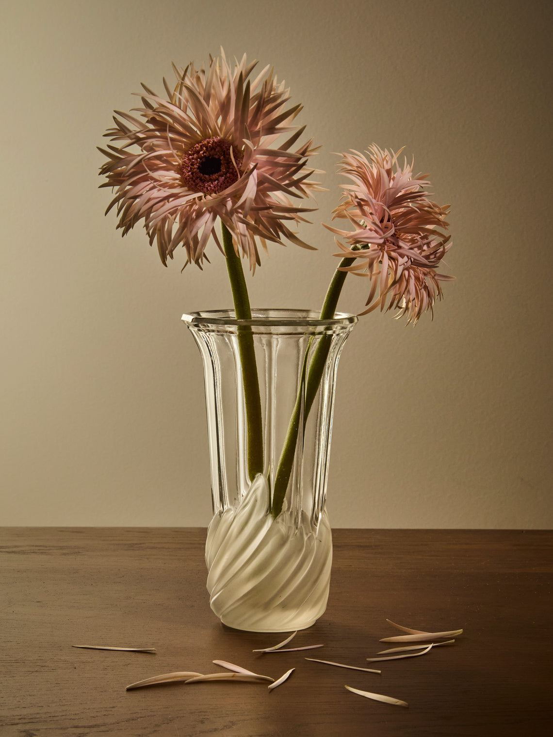 Antique and Vintage - Mid-Century Lalique Leaves Crystal Vase (7in/17.5cm) - Clear - ABASK