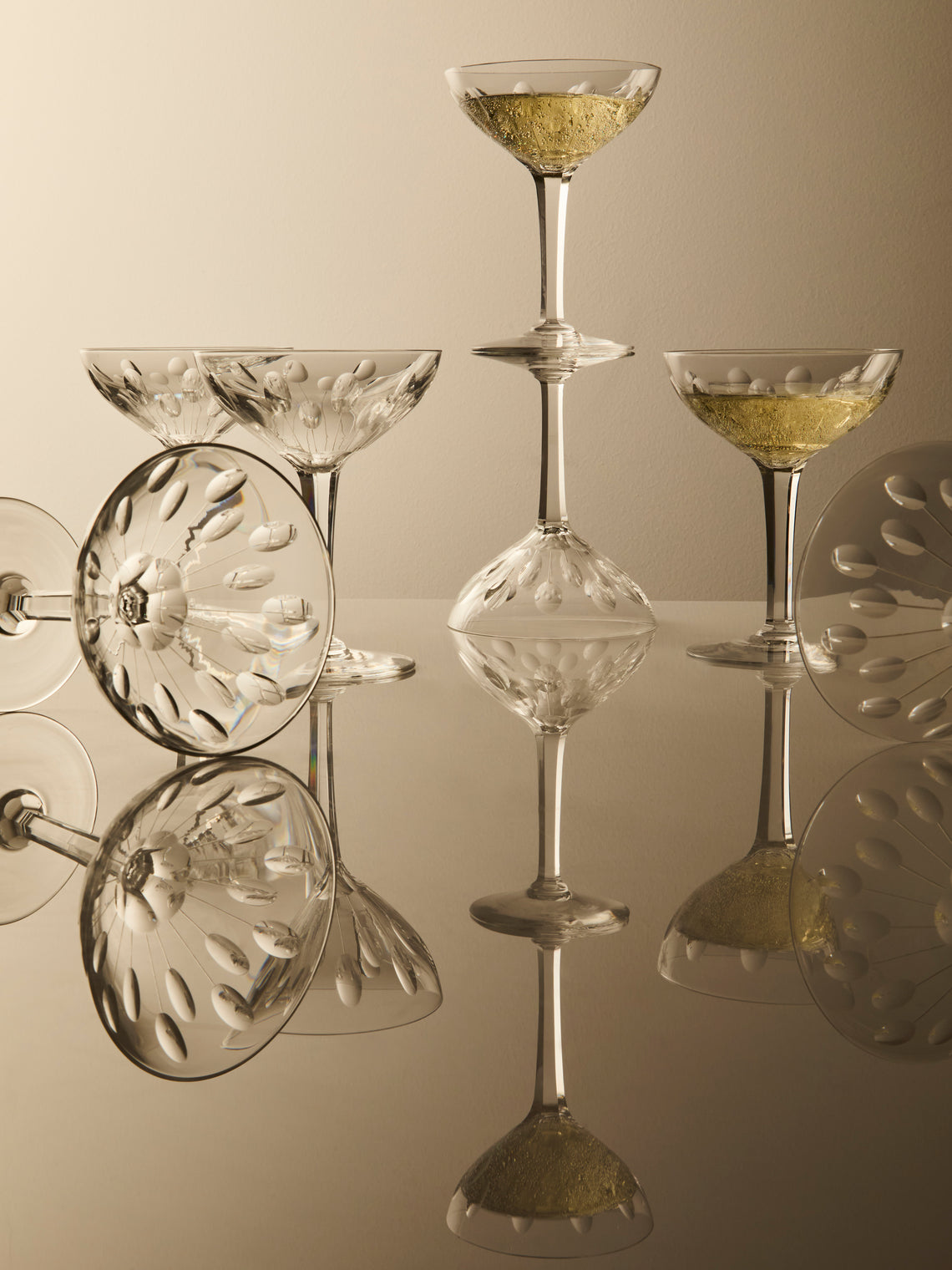 Antique and Vintage - 1960s Val Saint Lambert Crystal Champagne Coupes (Set of 15) - Clear - ABASK