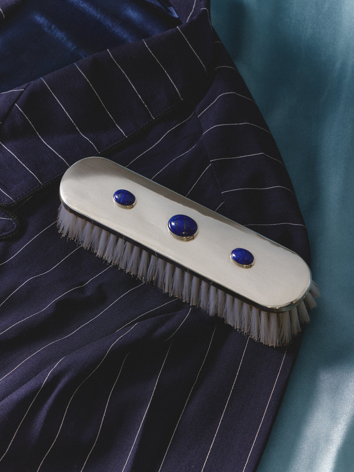 Tavares 1922 - Silver and Lapis Lazuli Suit Brush - Silver - ABASK