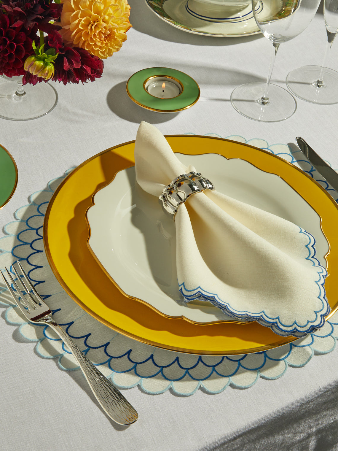 Augarten - Belvedere Hand-Painted Porcelain Dinner Plate - White - ABASK