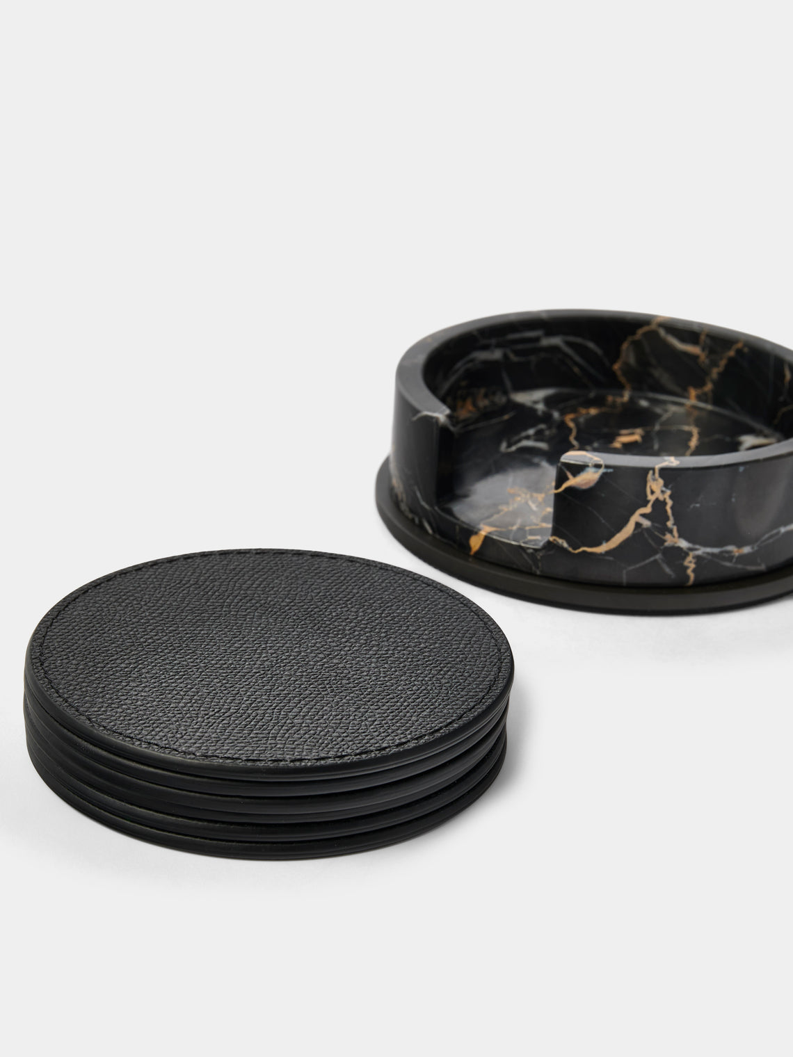 Giobagnara - | Set of 6 | Positano Marble Coasters with Holder - Black - ABASK