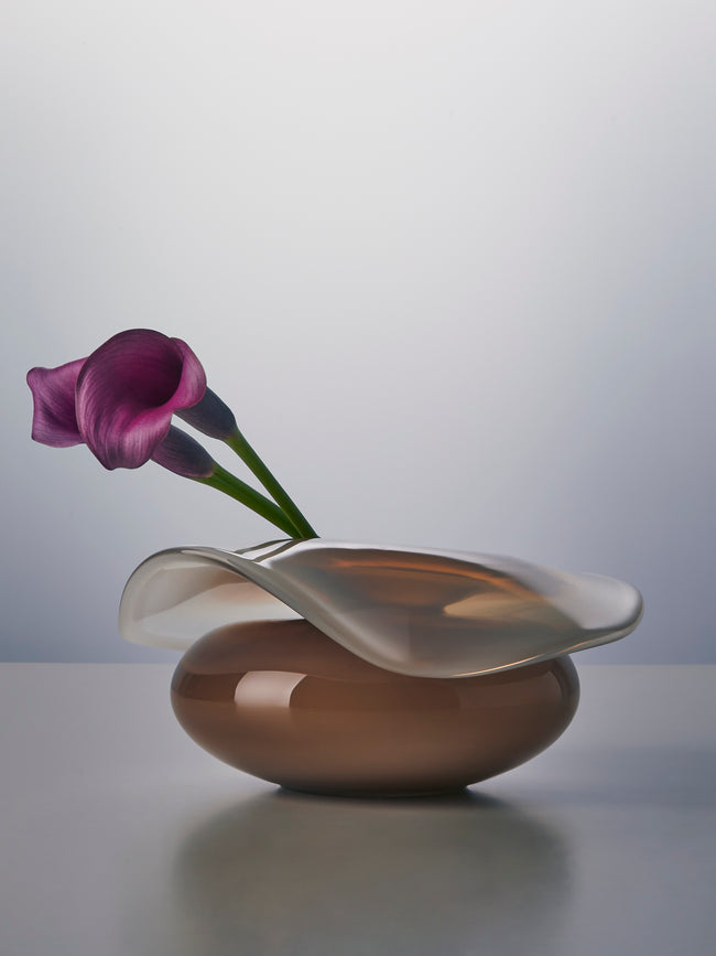Oog Objects - 16 Hand-Blown Glass Vase (9.5in/24cm) - Brown - ABASK