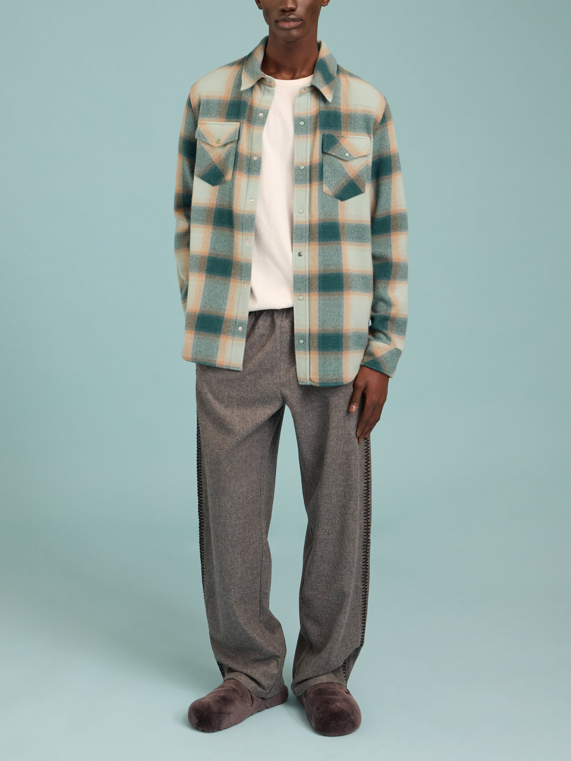 God's True Cashmere - Avocado Shadow Plaid Cashmere Shirt | Size: M - Green - ABASK