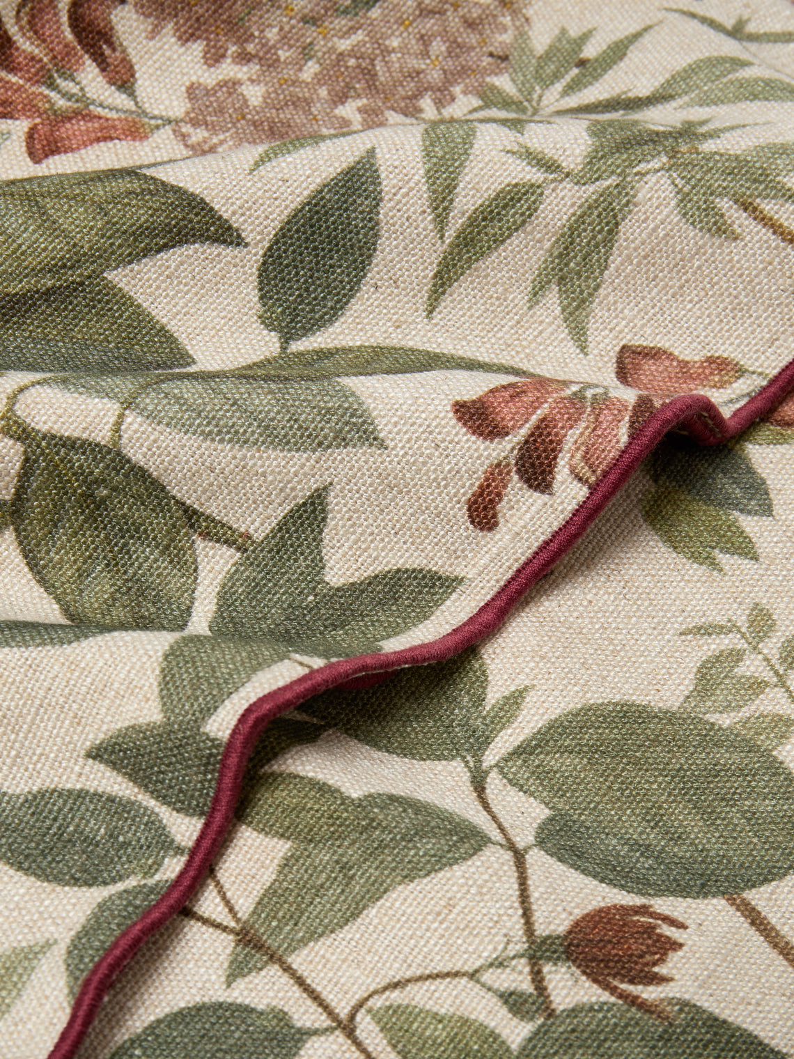 Borgo delle Tovaglie - Filo Sottobosco Embroidered Linen Rectangular Tablecloth (126in/3.2m) - Green - ABASK