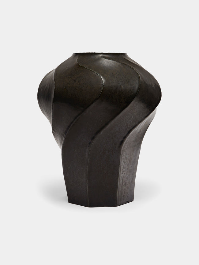 Lee Song-am - Hand-Thrown Stoneware Vase (15.5in/39cm) - Black - ABASK - 