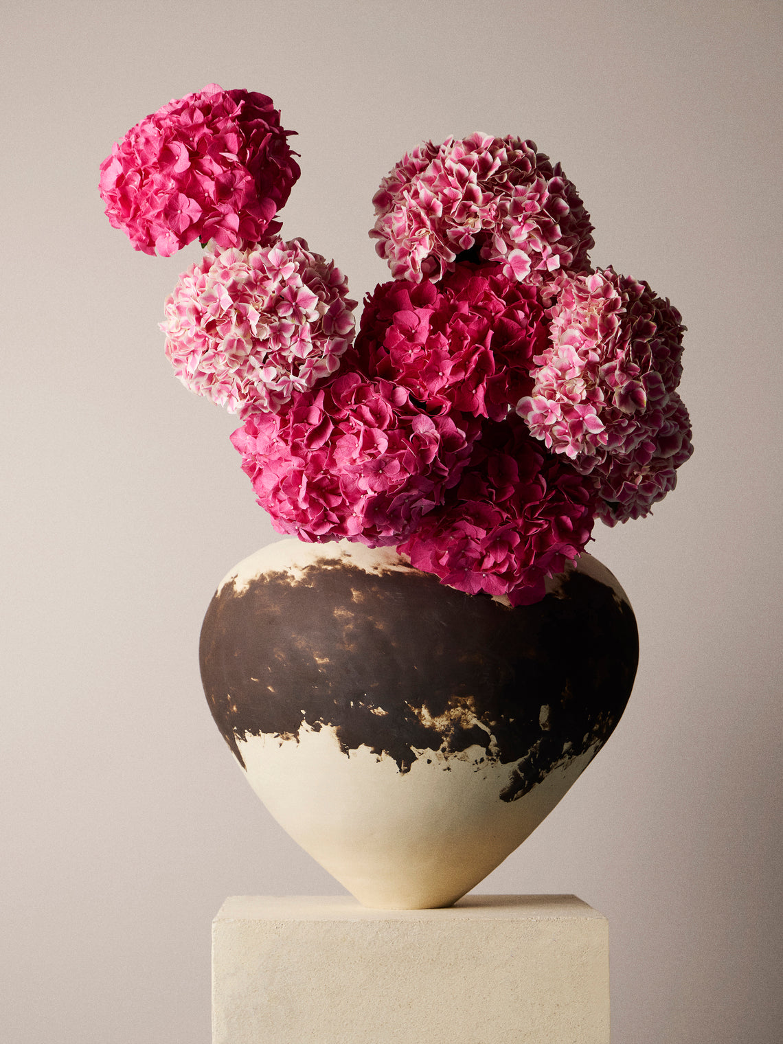 Sara Bergami - Hand-Formed Stoneware Vase - White - ABASK