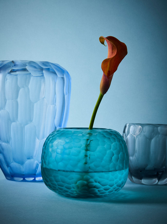 Micheluzzi Glass - Riccio Acqua Diamante Hand-Blown Murano Glass Vase (6in/15cm) - Blue - ABASK