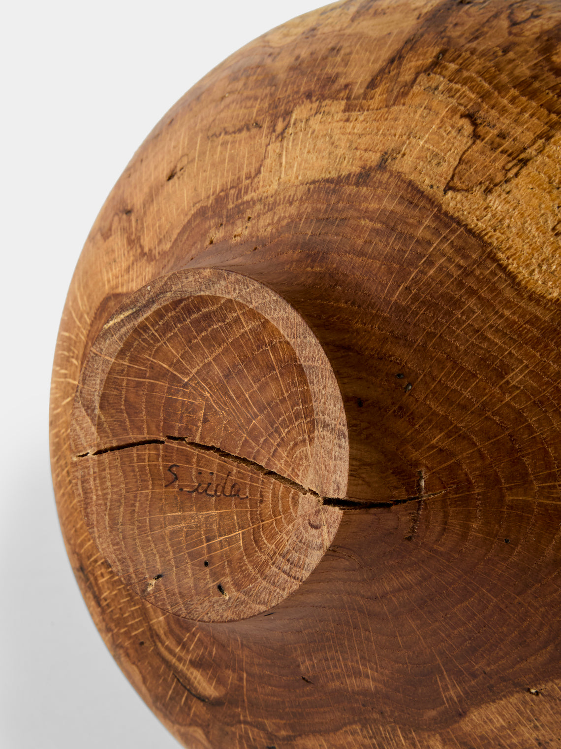 Iida Woodturning - Hand-Turned Oil-Finish Oak Vase (9.5in/24.5cm) - Brown - ABASK