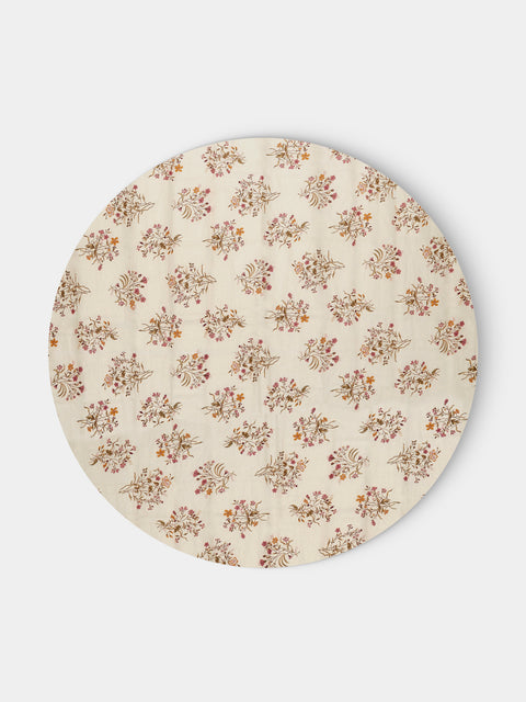 Volga Linen - Scarlet Flax & Field Flowers Overlock-Stitch Linen Round Tablecloth (86.5in/2.2m) - Cream - ABASK