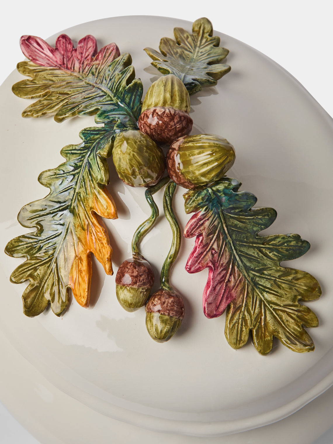 Fioravola - Acorns Hand-Painted Ceramic Lidded Serving Dish - White - ABASK