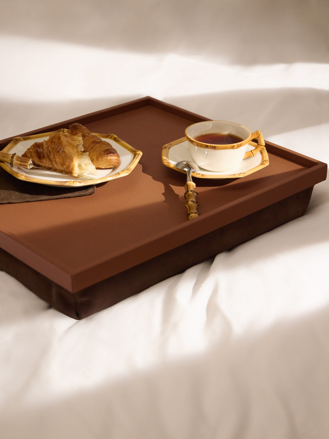 Giobagnara - Teddy Leather Bed Tray (21in/53cm) - Brown - ABASK