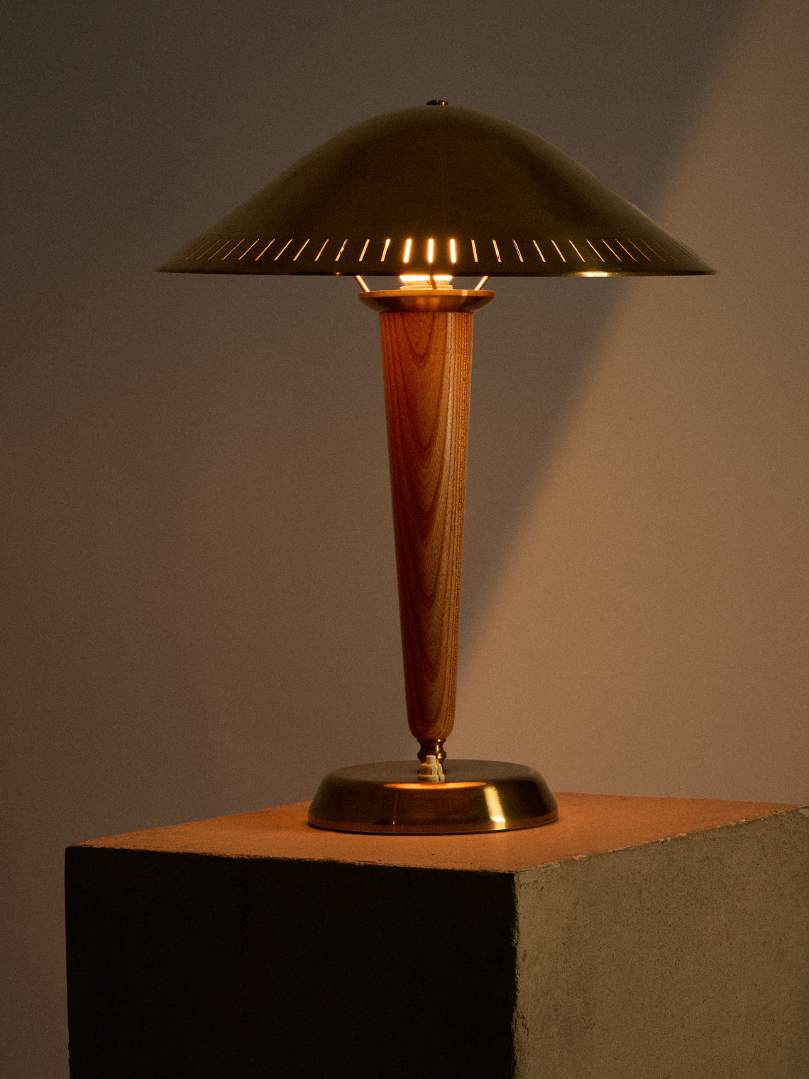 Antique and Vintage - 1940 Harald Notini for Asea Brass Table Lamp - Bronze - ABASK
