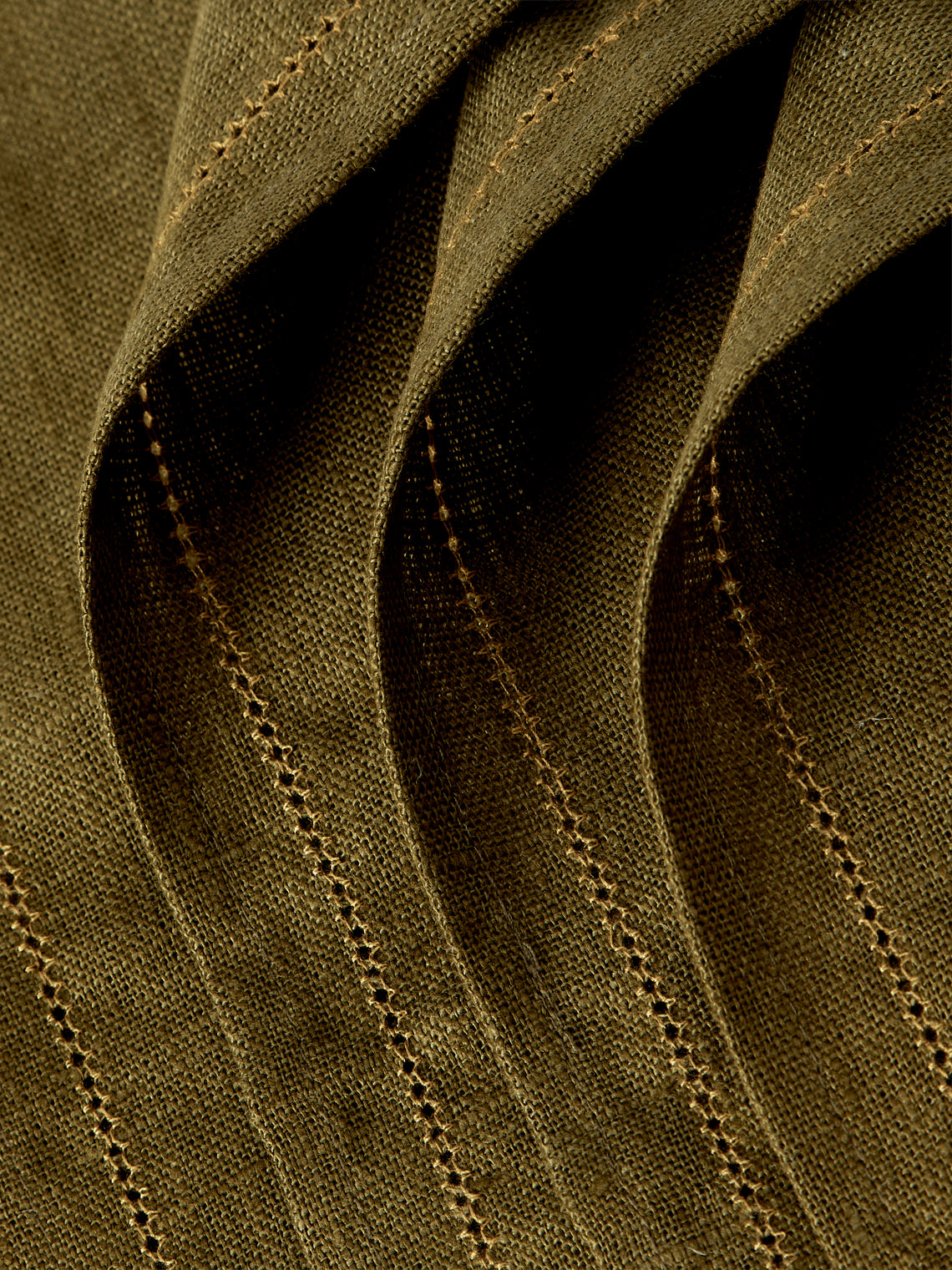 Volga Linen - Hem-Stitch Linen Placemats (Set of 6) - Green - ABASK