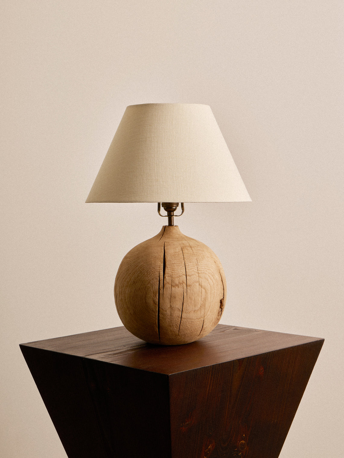 Jamie Gaunt Designs - No. 3 Ball Natural Oak Table Lamp - Natural - ABASK