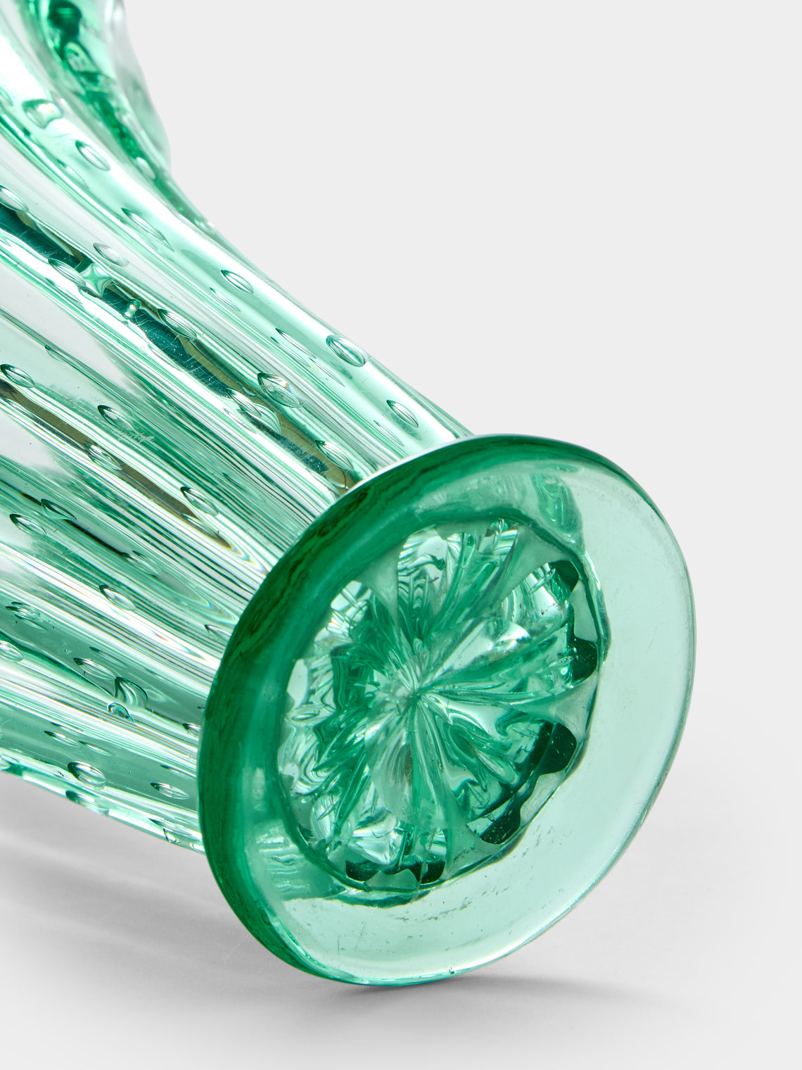 Antique and Vintage - 1940s Barovier & Toso Glass Vase (9.5in/24.5cm) - Green - ABASK