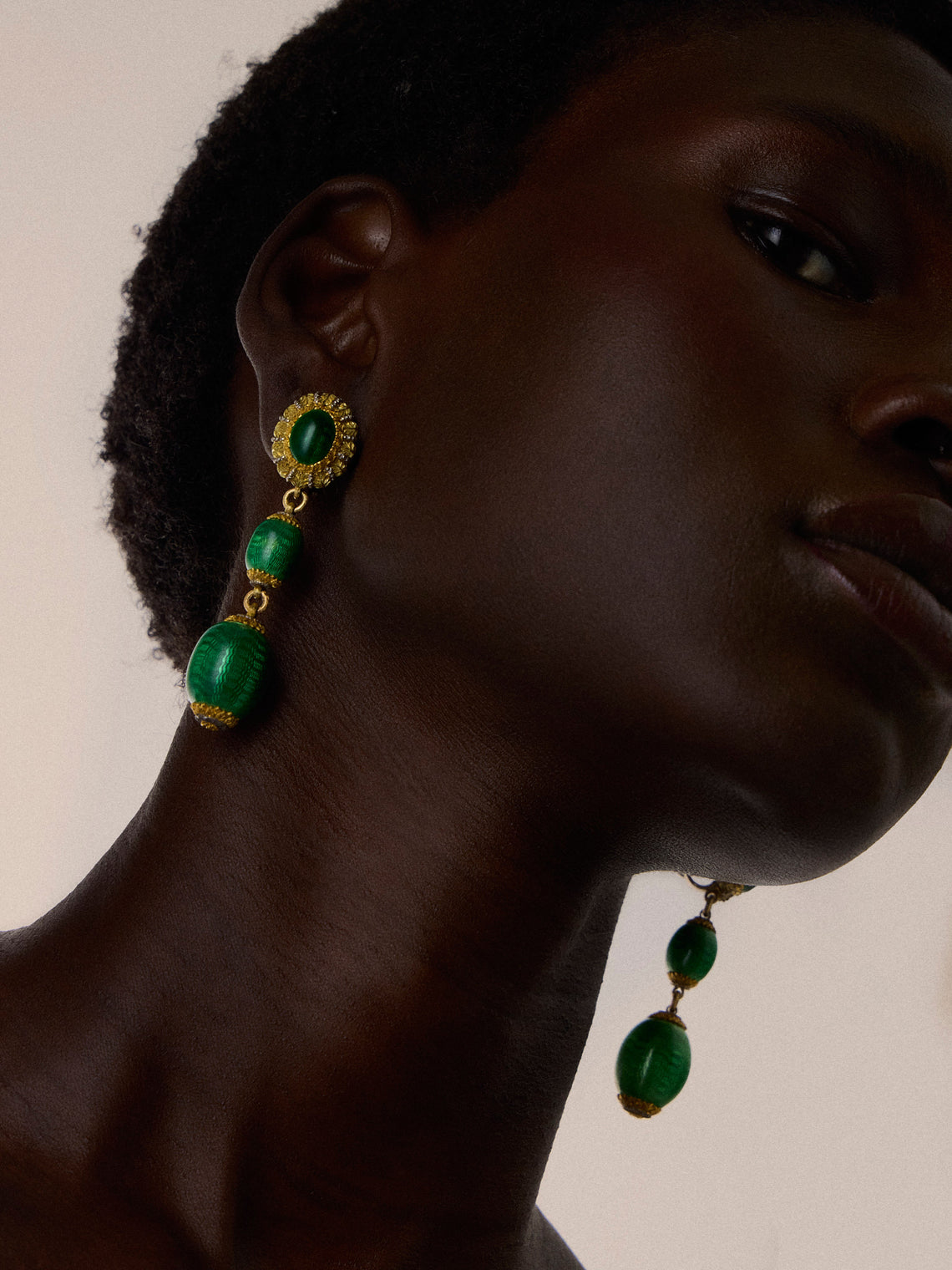 Mahnaz Collection - Vintage 18-Karat Gold Guilloché Enamel Drop Earrings - Green - ABASK