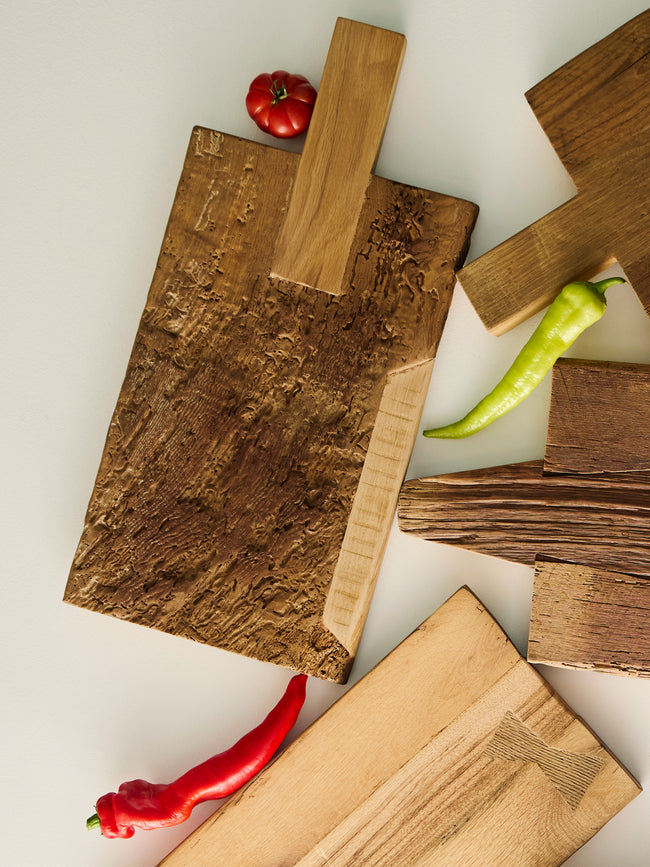 Art Brugi - Hand-Carved Chestnut Serving Board - Brown - ABASK