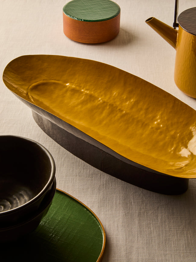 Huh Myoung Wook - Ottchil Copper Raised Platter (18.5in/47cm) - Yellow - ABASK
