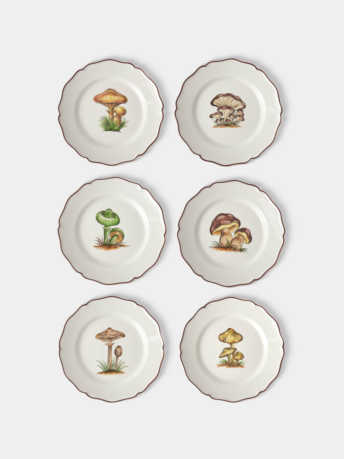 Este Ceramiche - Bristol Mushrooms Hand-Painted Ceramic Dinner Plates – 11in/27.5cm (Set of 6) - White - ABASK - 