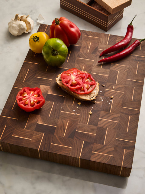 Linley - Zig Zag Walnut Chopping Board - Natural - ABASK